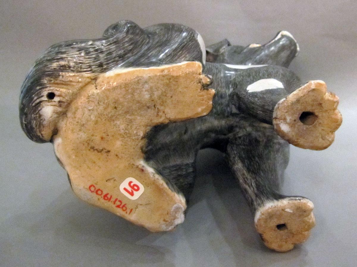 2000.0061.126.001 Porcelain figure underside