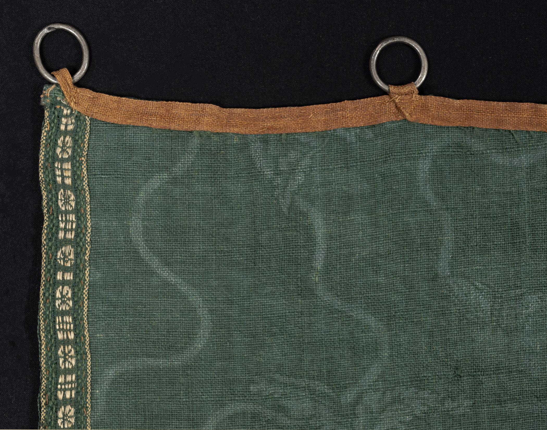 2000.0070.007 Bed hanging, detail 1