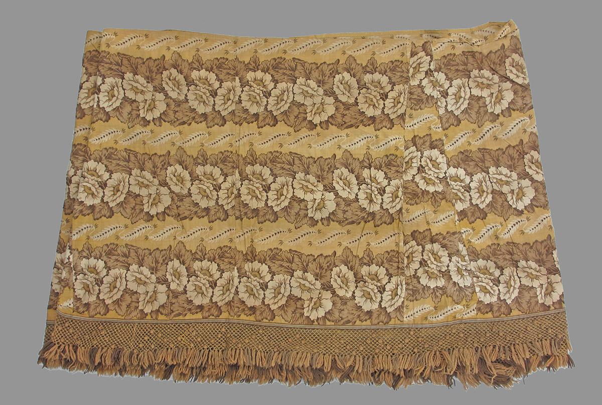 2009.0070.018 textile, printed obverse