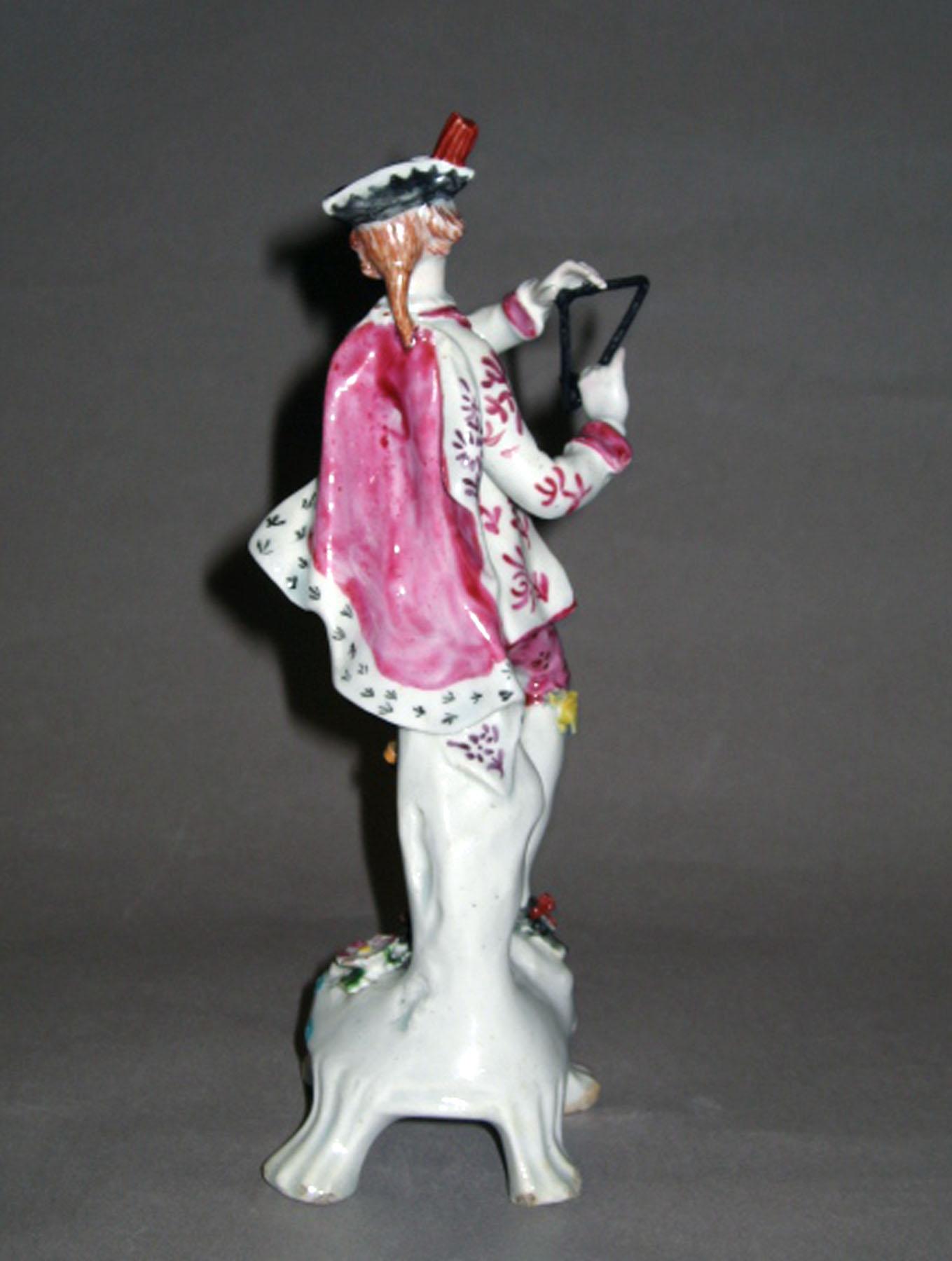 2000.0075.001 Porcelain figure (reverse)