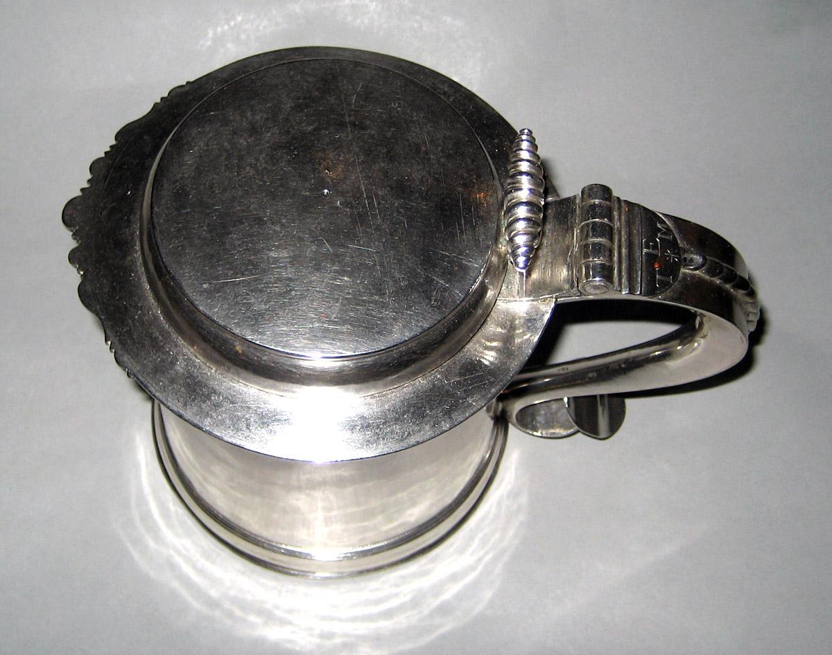 2001.0002.002 Silver Tankard top view