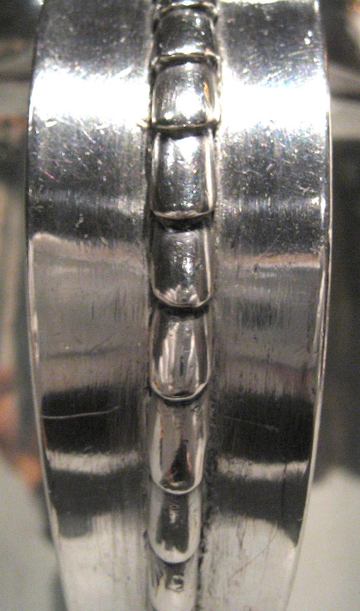 2001.0002.002 Silver Tankard handle detail