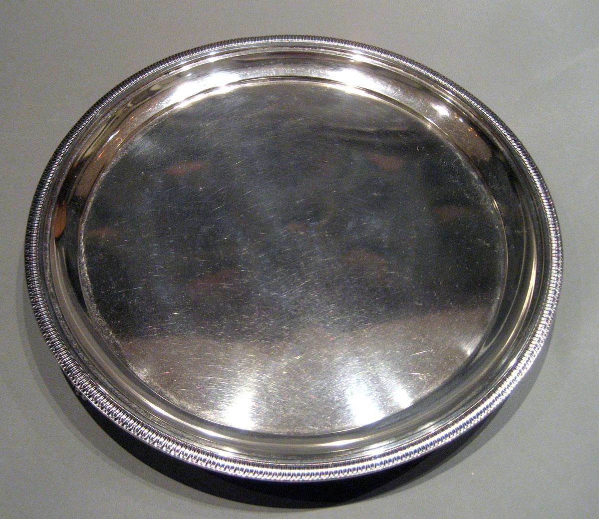 2001.0002.003.002 Silver Salver upper surface