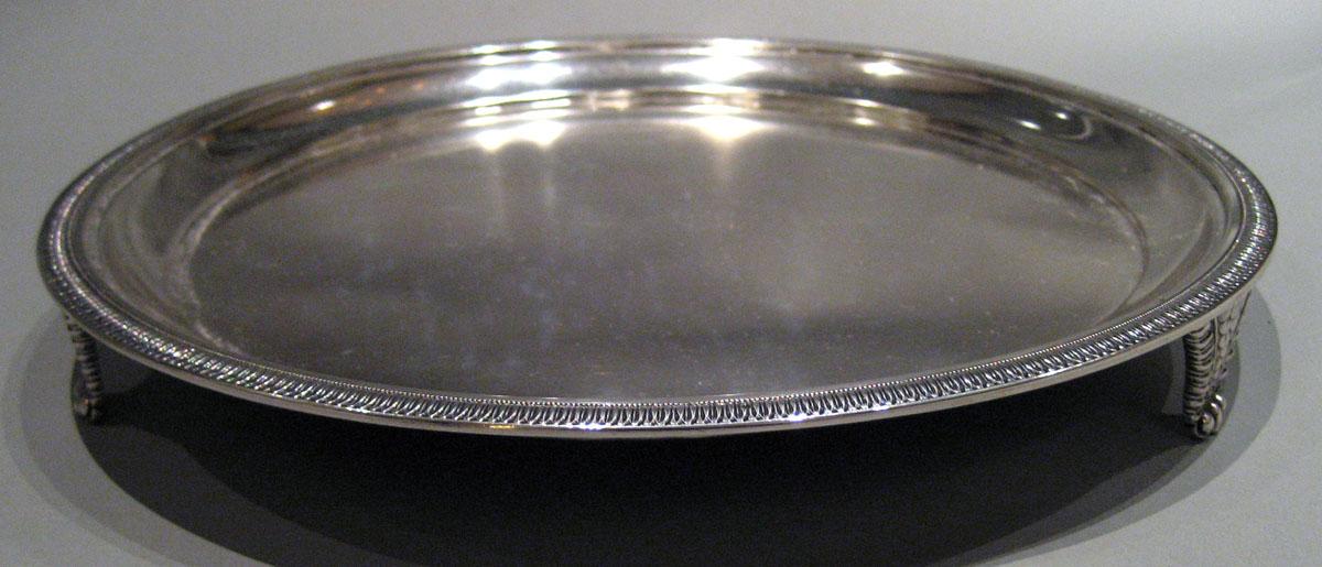 2001.0002.003.002 Silver Salver side view