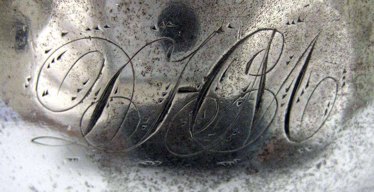 2001.0002.013 Silver Coffee pot engraving