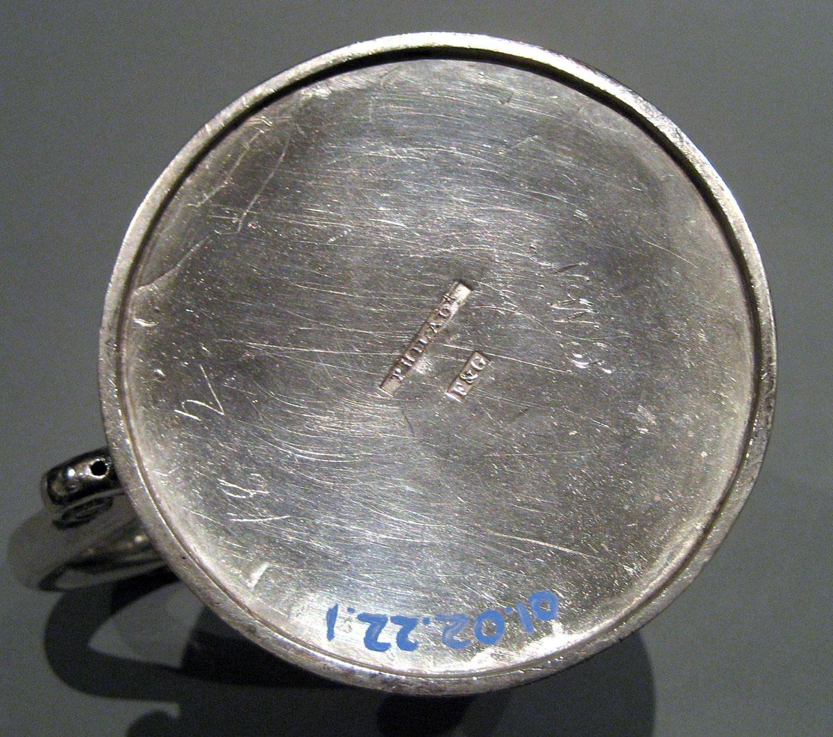2001.0002.022.001 Silver Tankard underside