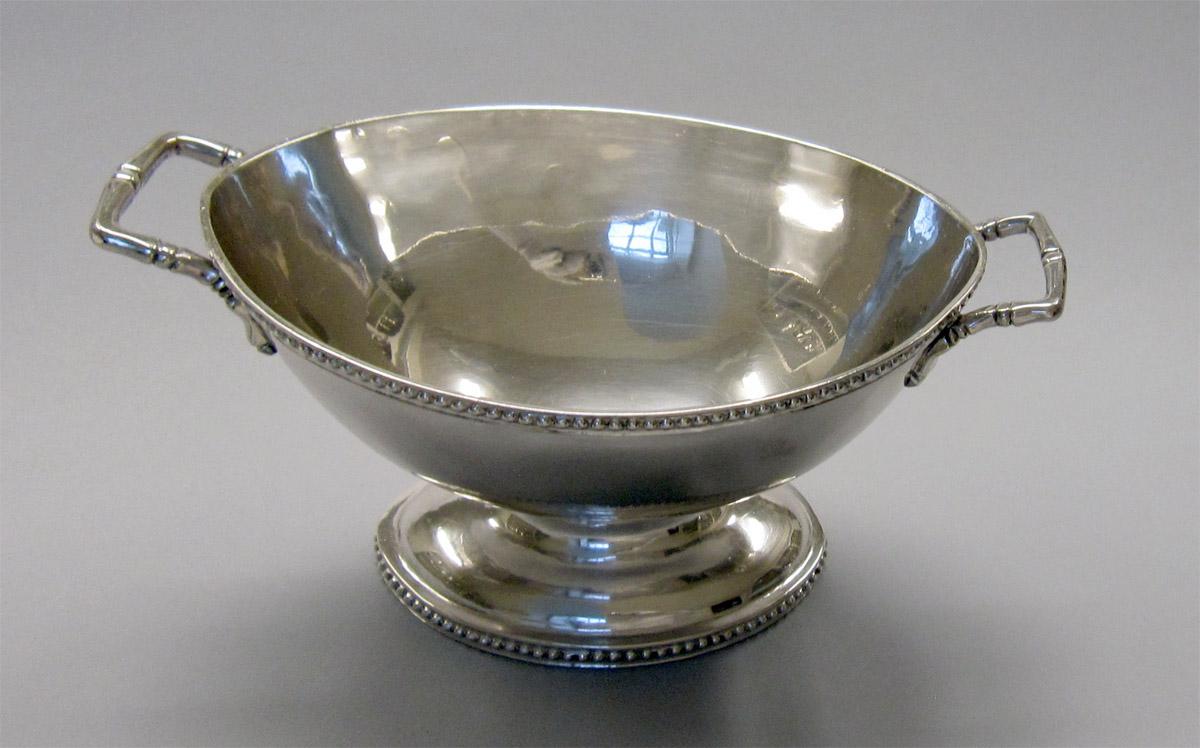 2001.0002.023 A, B Silver Tureen interior