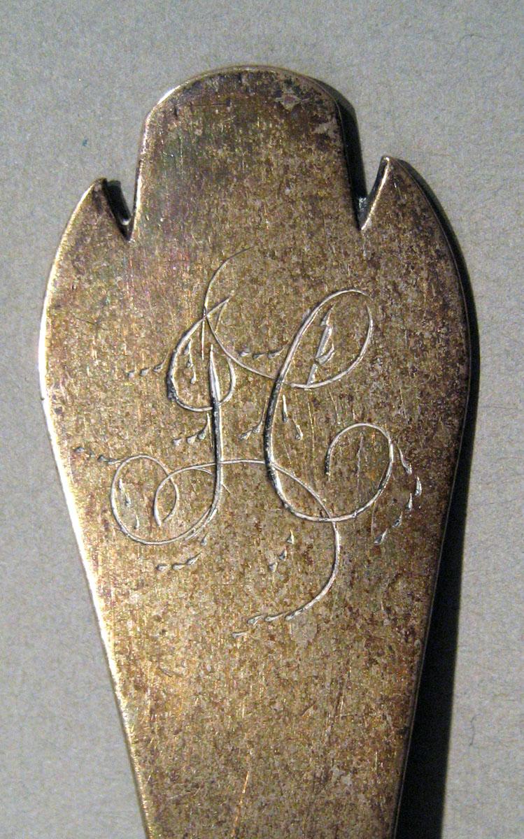 2001.0002.029 Silver Spoon engraving upper surface