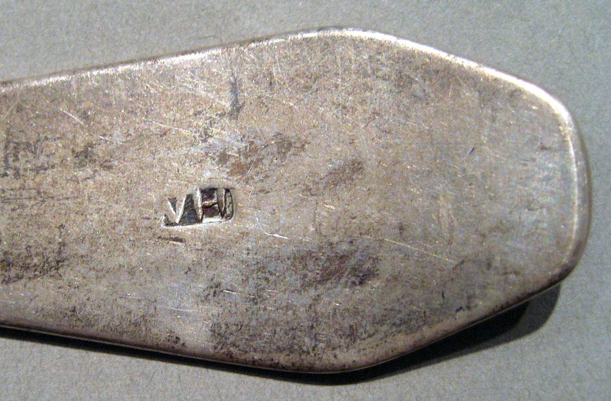 2001.0002.033.001 Silver Spoon mark 2