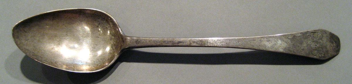 2001.0002.033.003 Silver Spoon upper surface