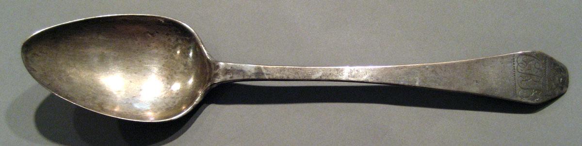 2001.0002.033.005 Silver Spoon upper surface