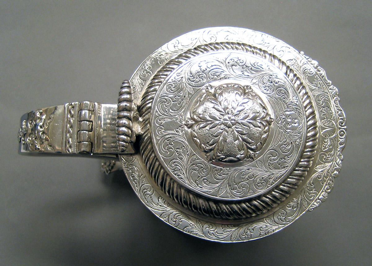 2001.0002.037 Silver Tankard top view
