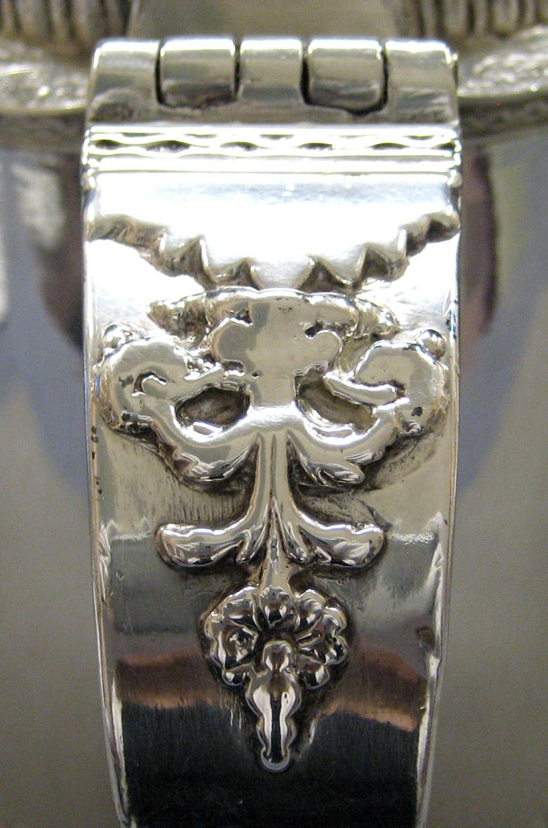 2001.0002.037 Silver Tankard detail handle 1