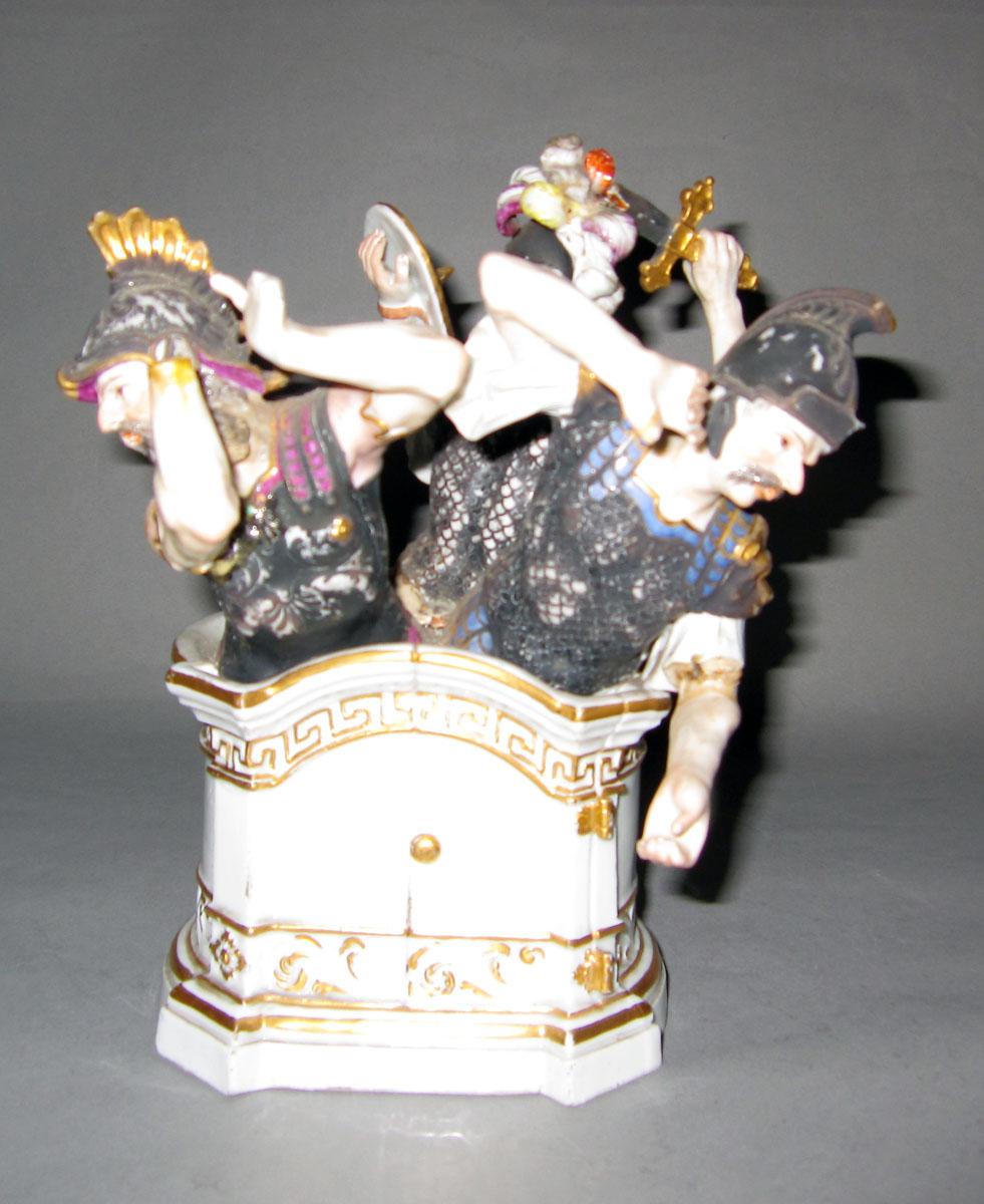 2001.0003.004.002 B Porcelain figure
