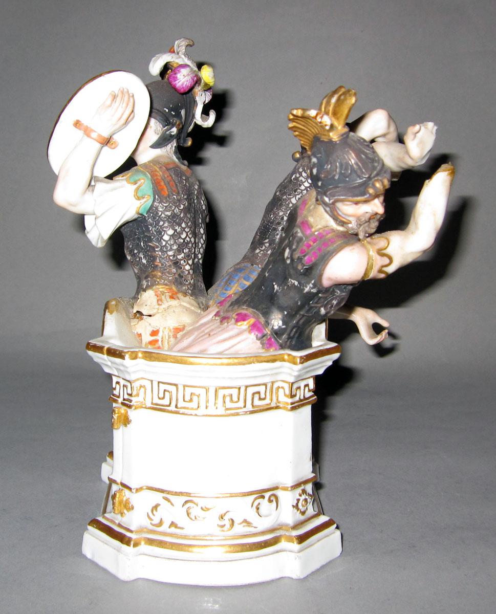2001.0003.004.002 B Porcelain figure face 2