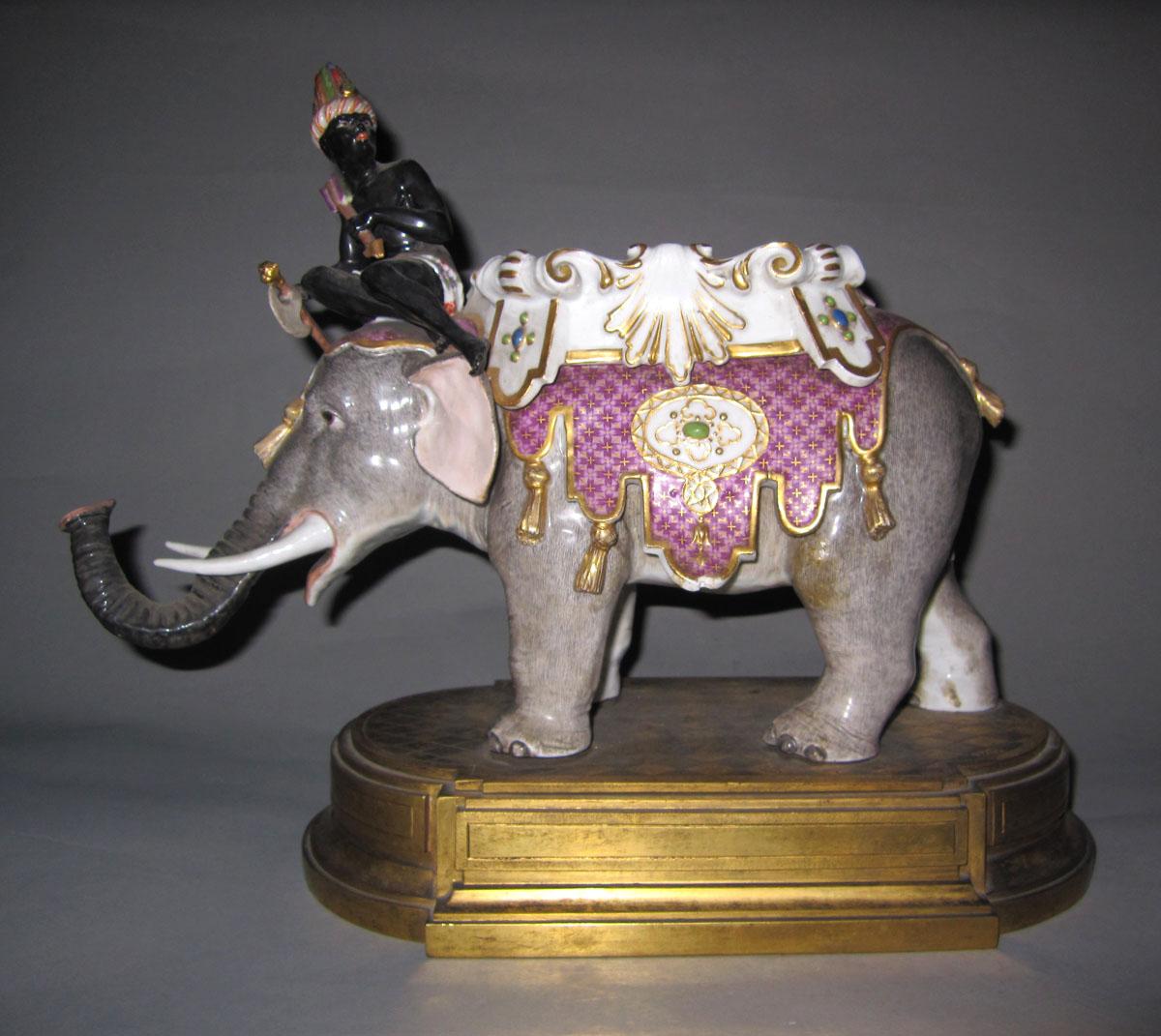 2001.0003.004.002 A Porcelain figure
