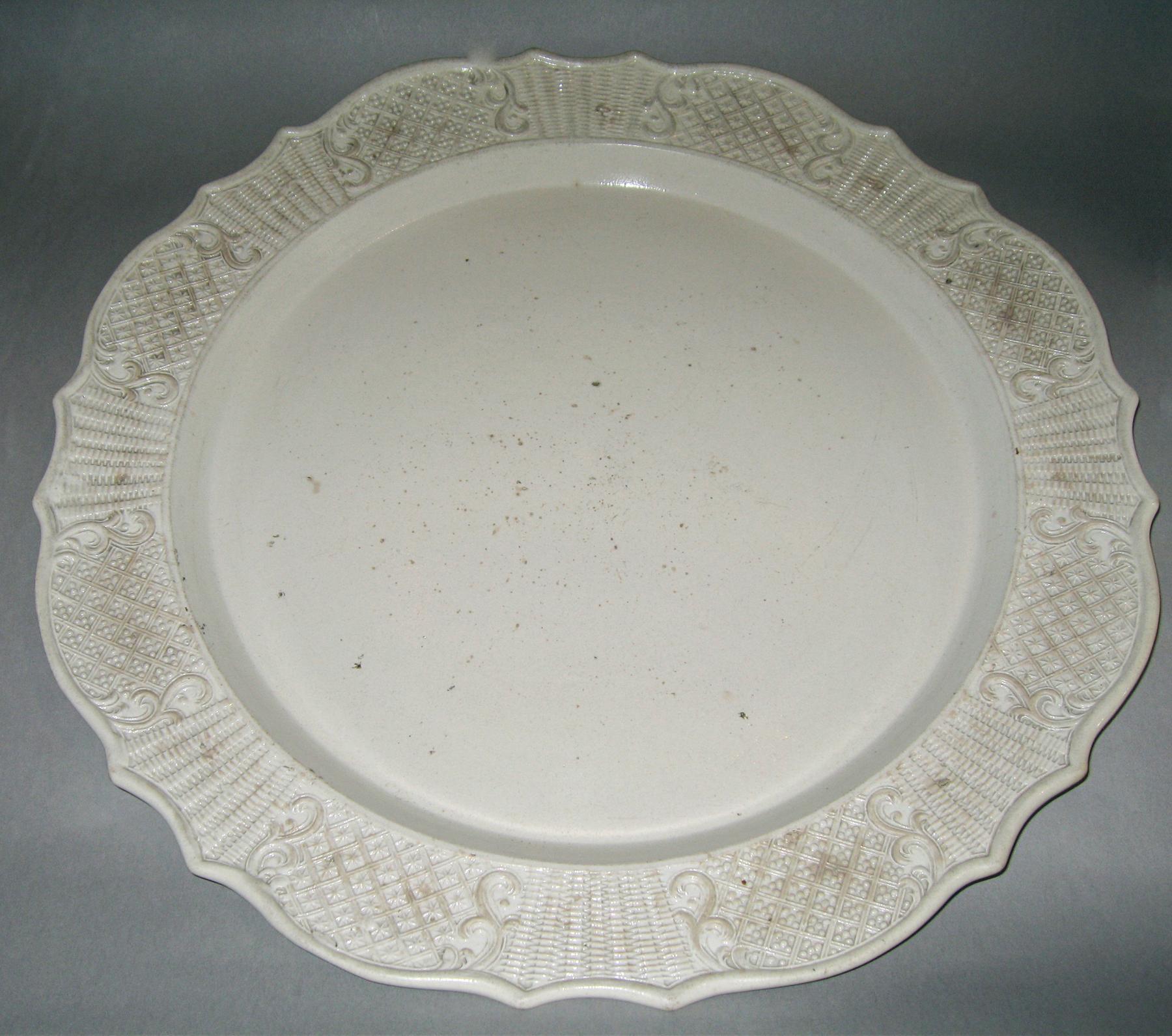 1958.0852 Dish