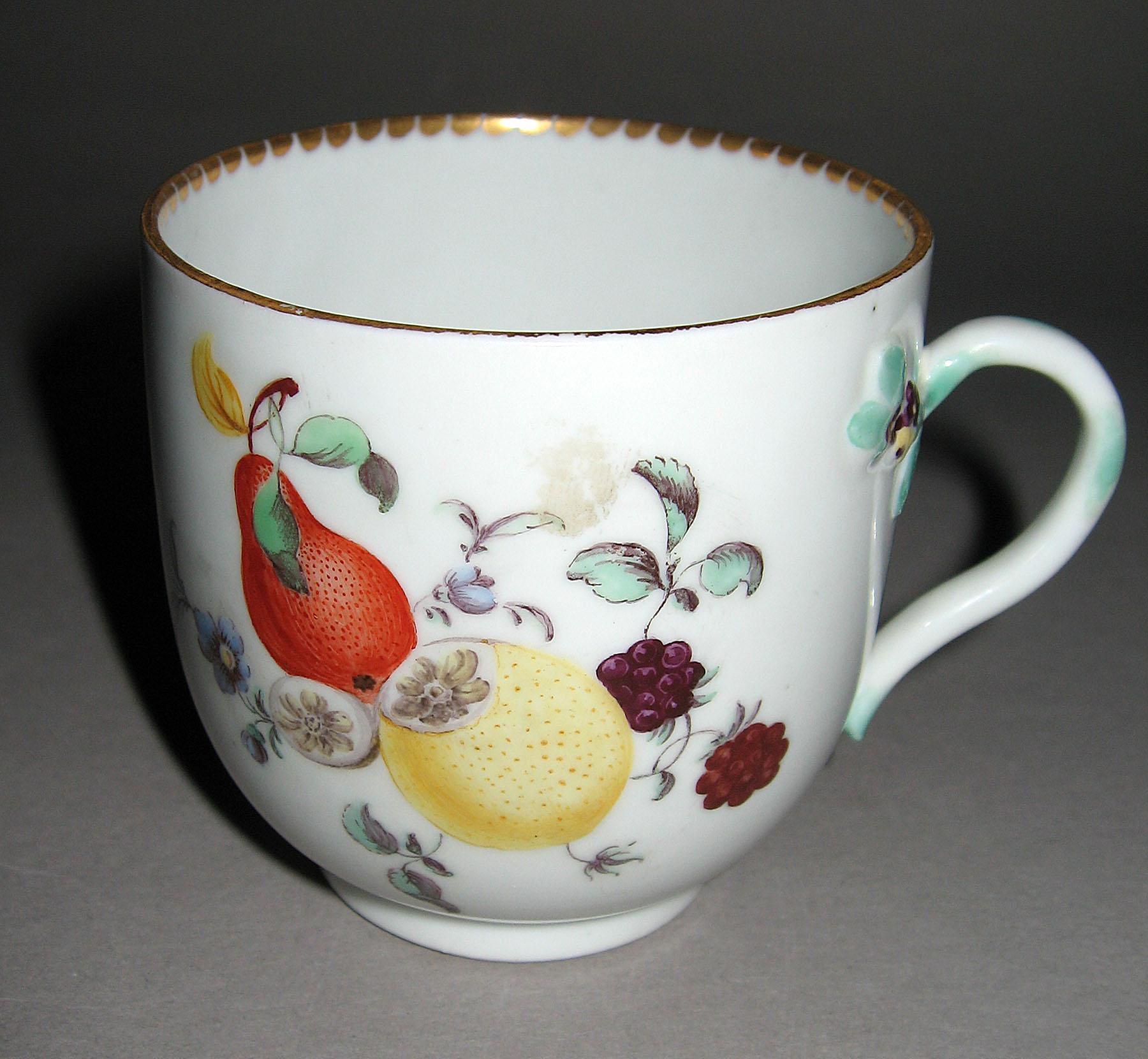 2001.0003.006.026 Coffee cup