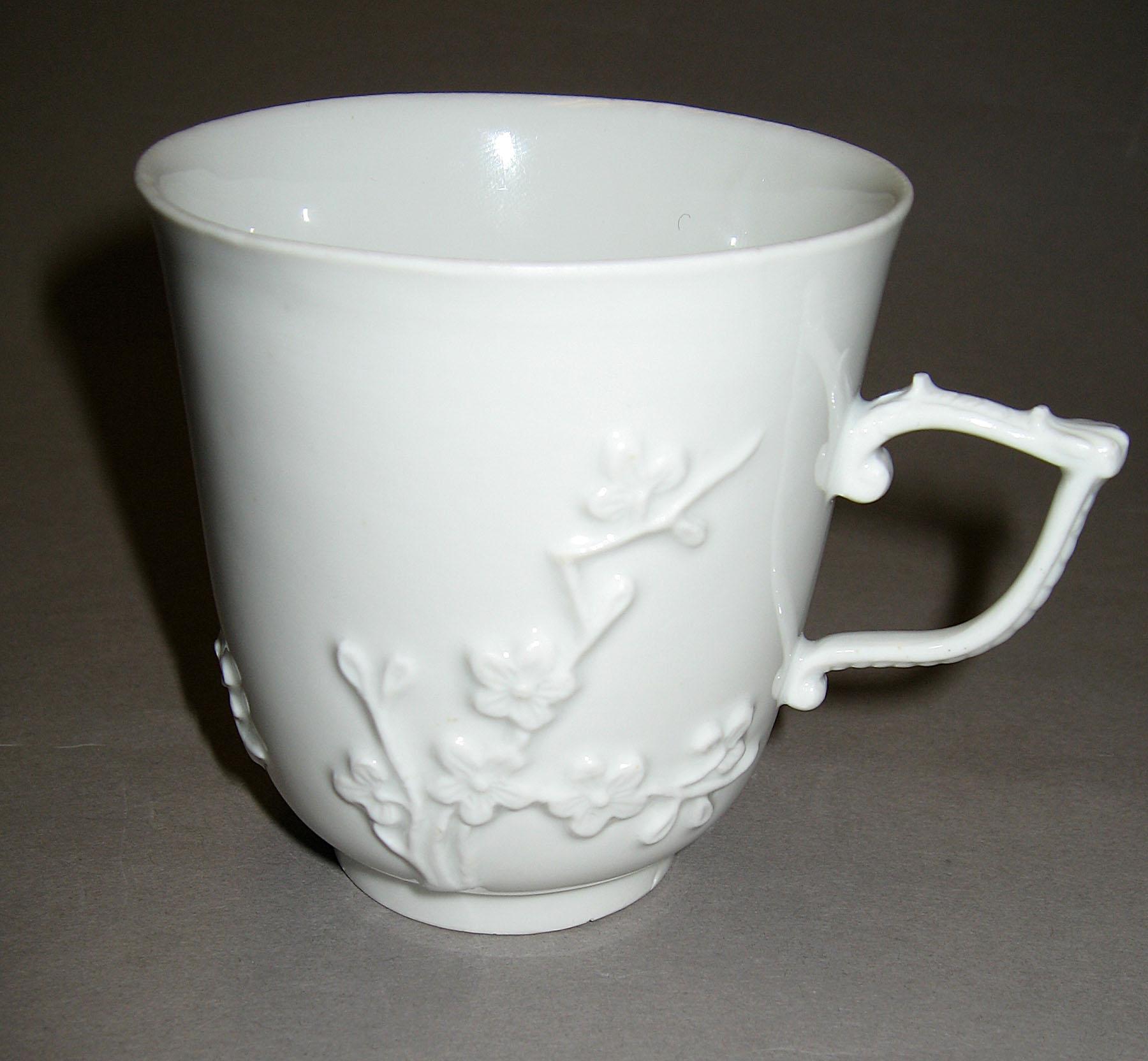 2001.0003.014.002 A Cup