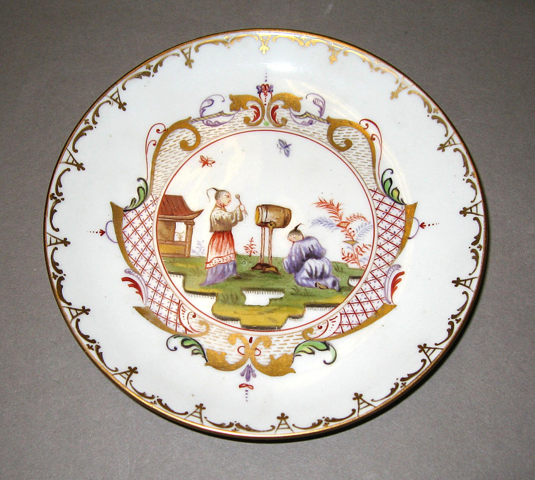 2001.0003.016 B Saucer