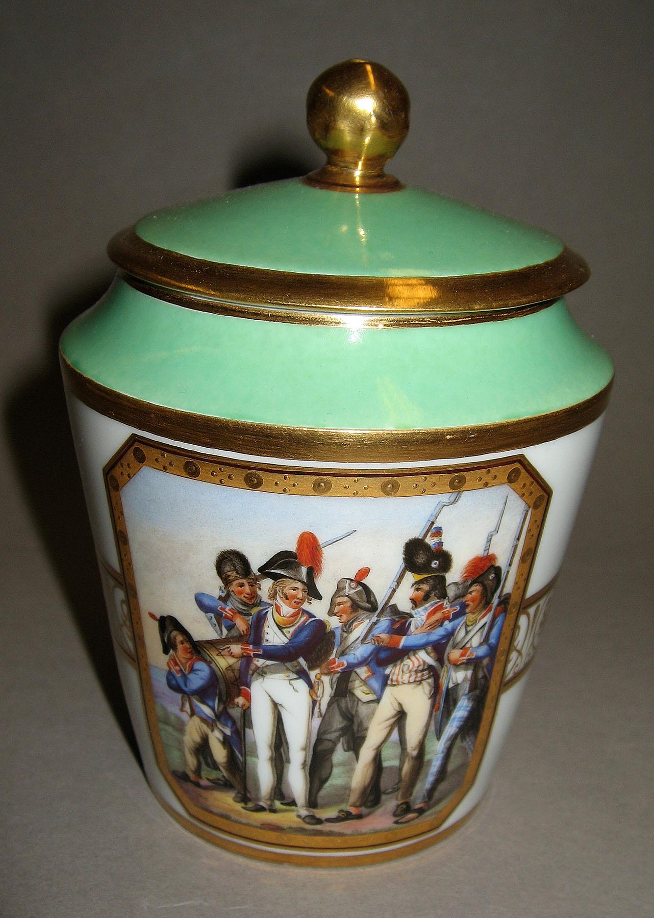 2001.0003.019.003 Sugar bowl with cover (opposite side)