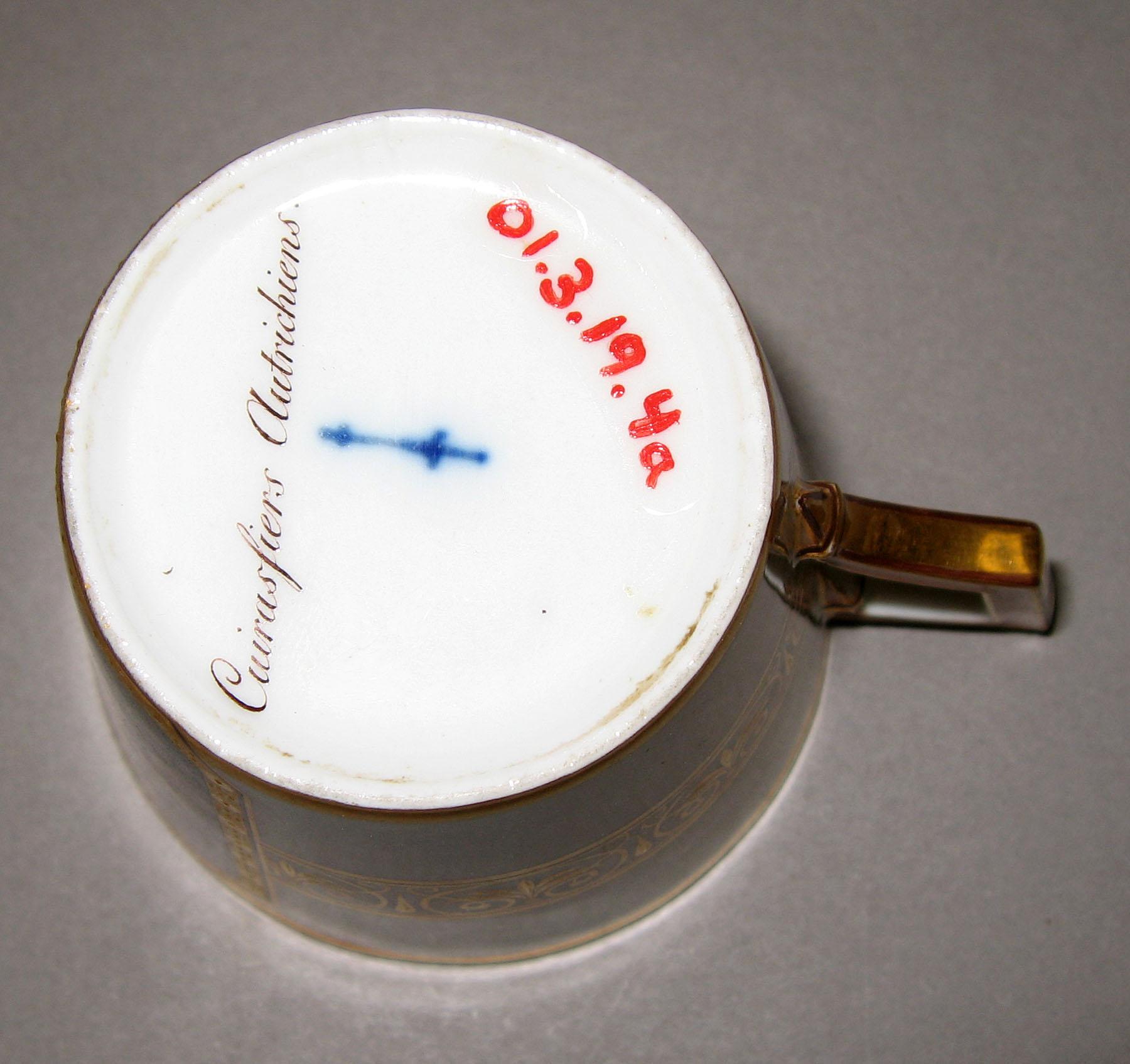 2001.0003.019.004 A Cup (mark)