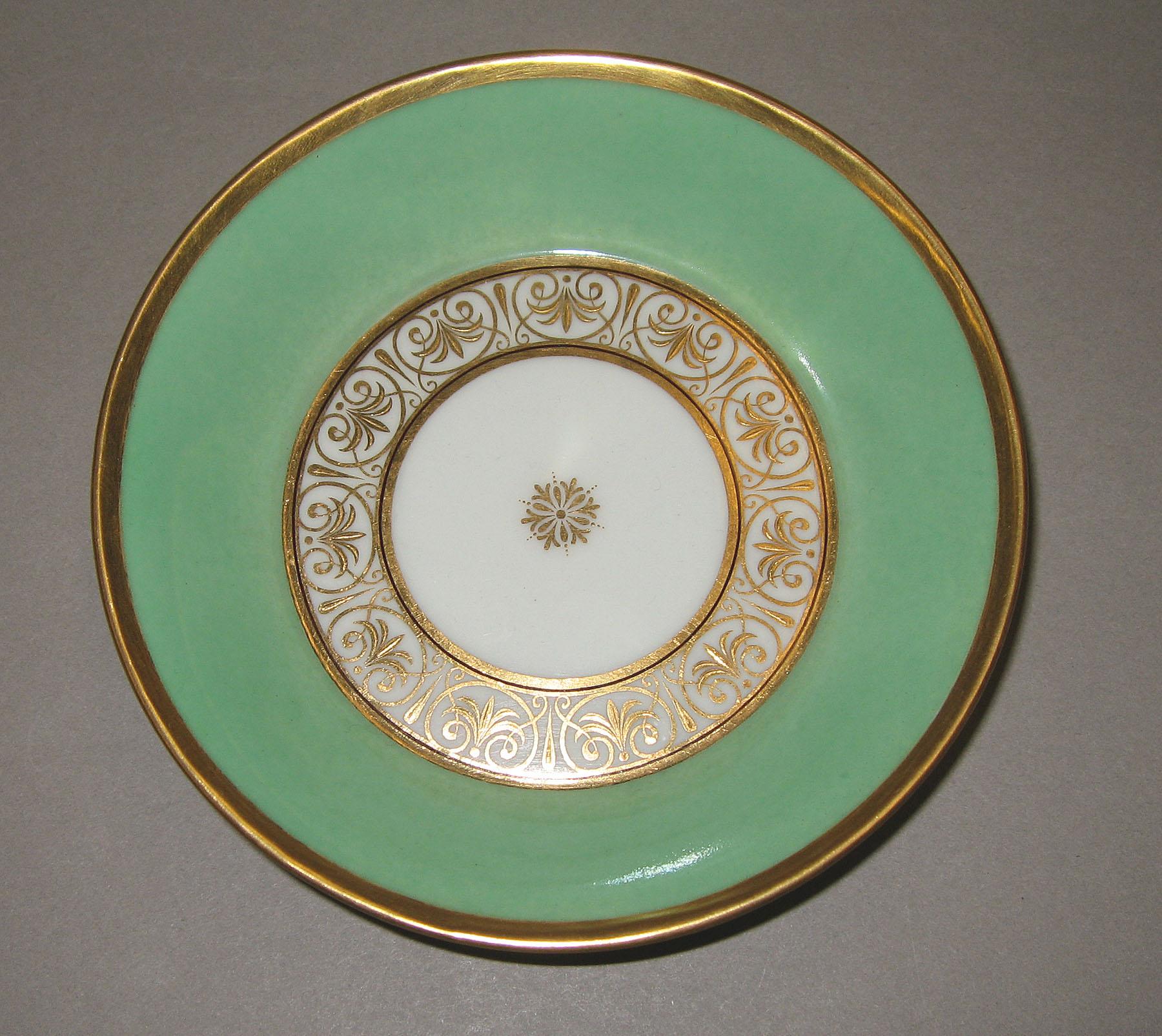 2001.0003.019.009 B Saucer