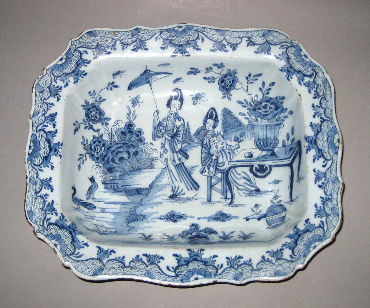 2001.0003.021 Delft dish