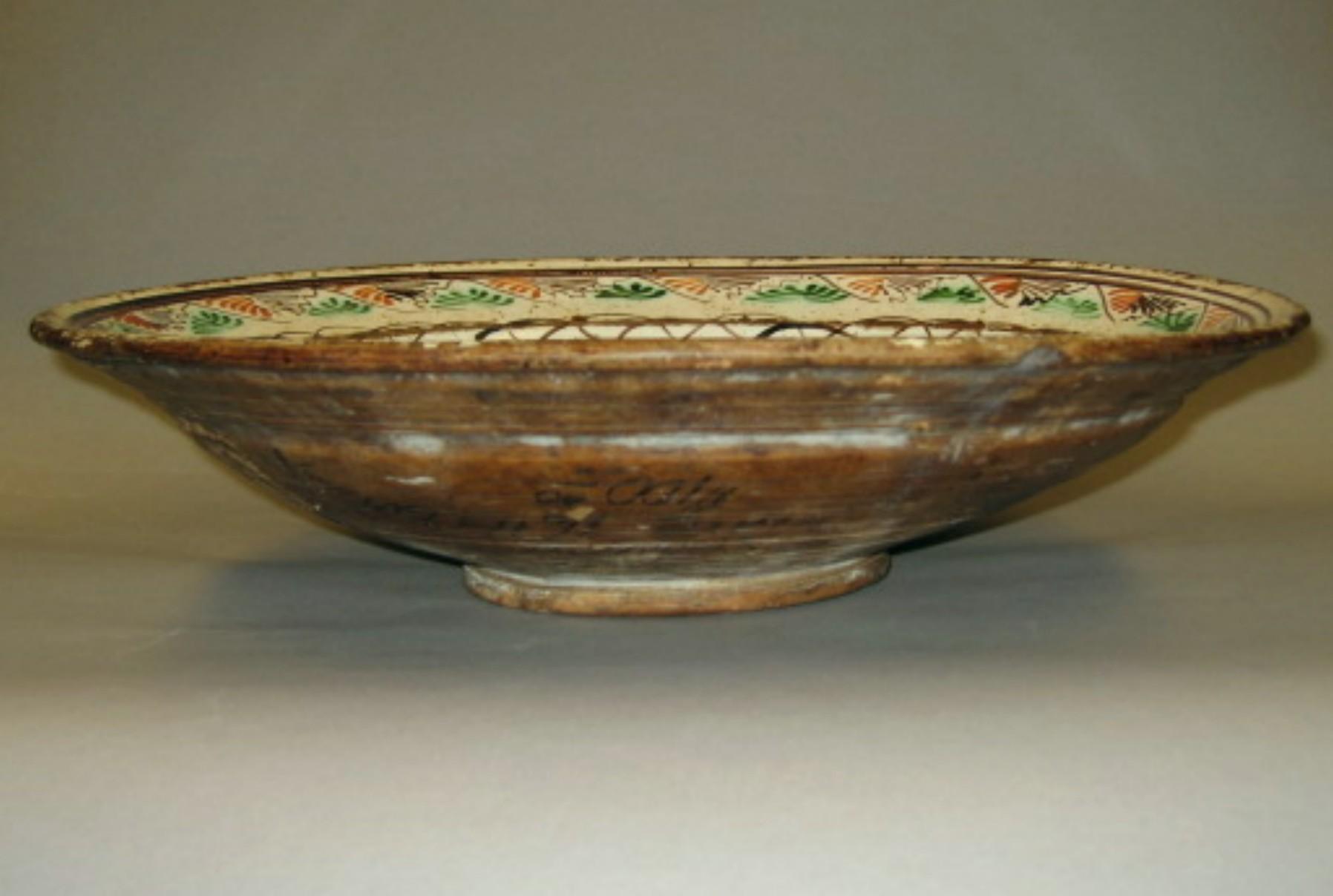 2001.0003.022 Redware dish (profile)