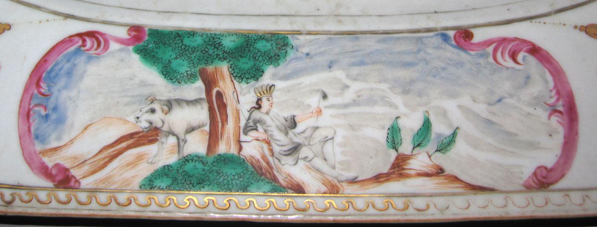 2001.0003.025 Porcelain platter detail 3