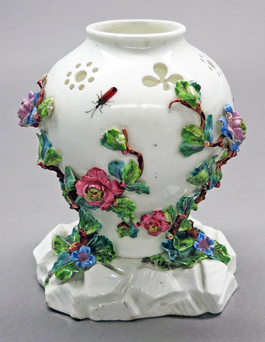 2001.0003.033 Flower container, vase side 3