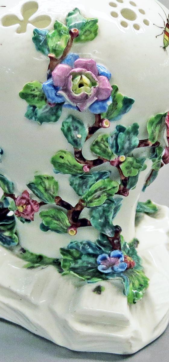 2001.0003.033 Flower container, vase detail 2