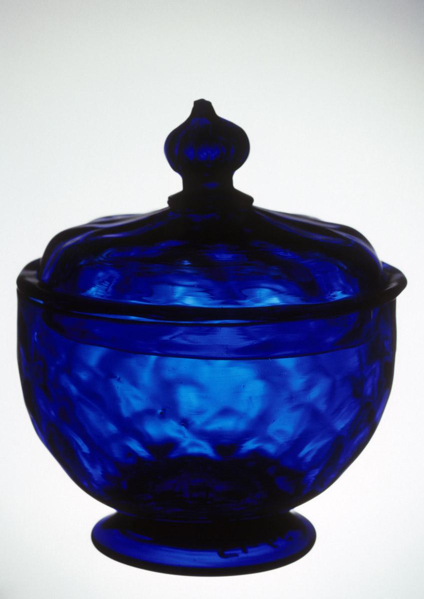 1951.0068.006 A, B Glass sugar bowl
