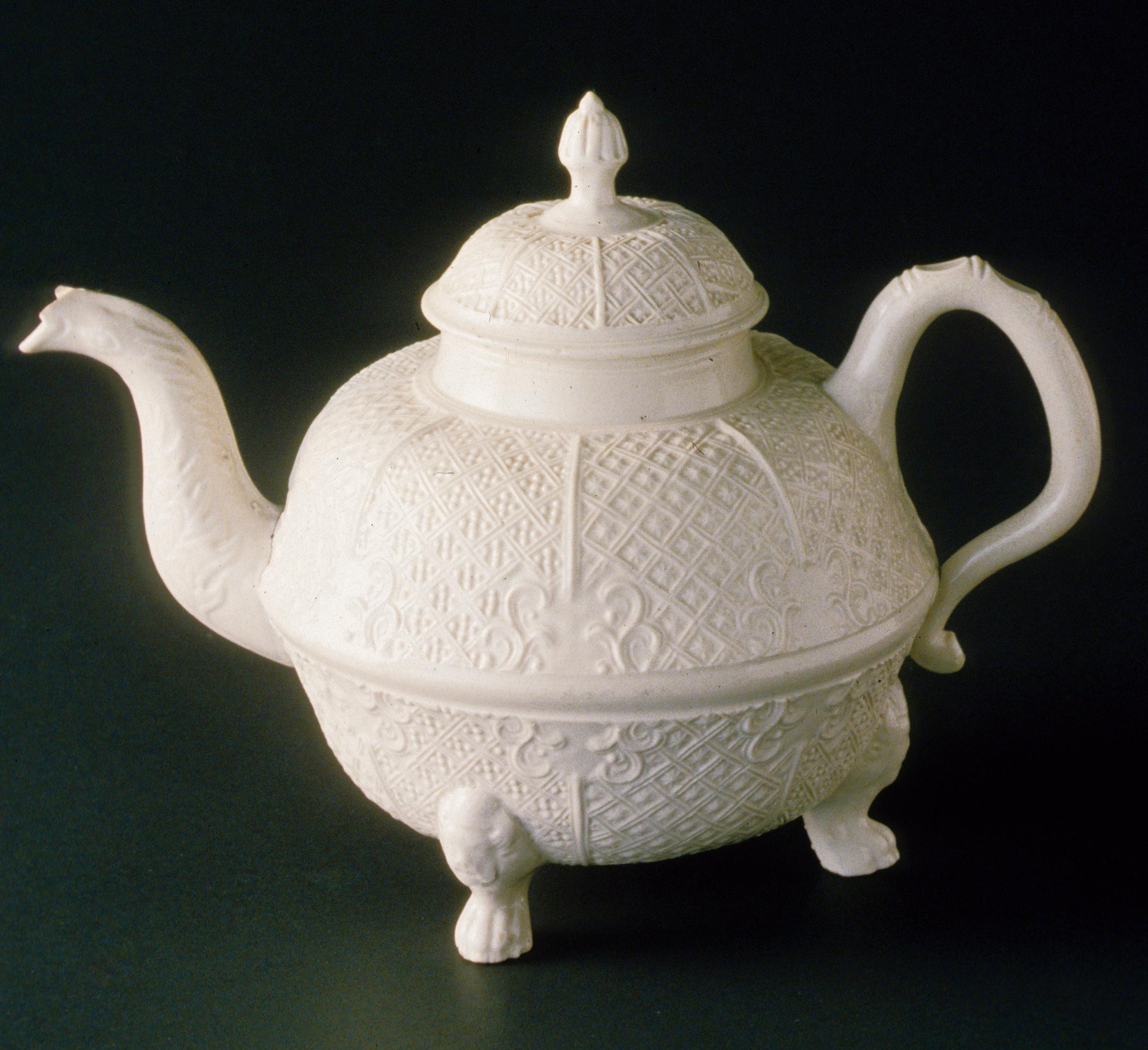 1958.0860 A, B Teapot