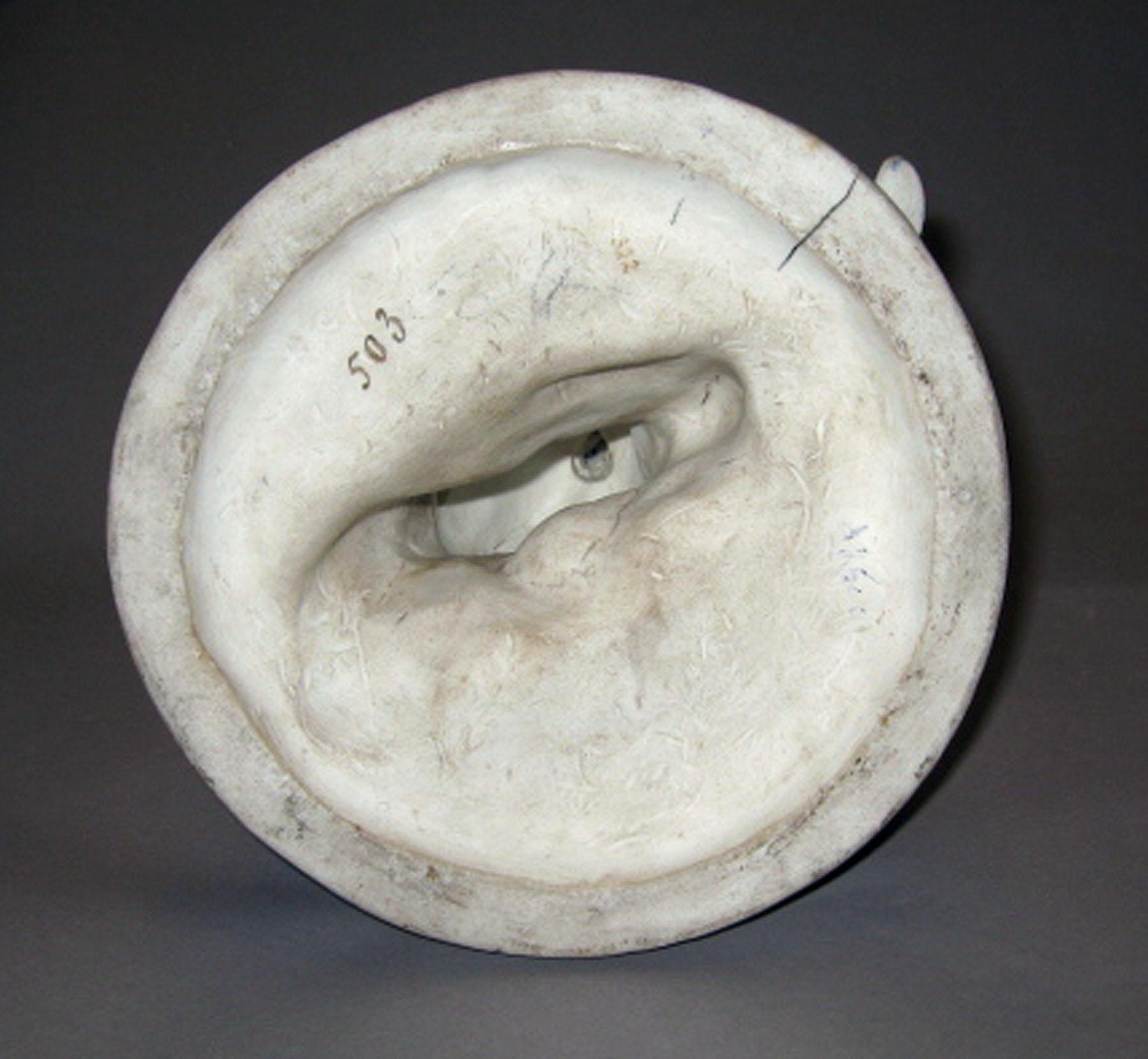 2001.0003.048 Biscuit porcelain figure group (underside)