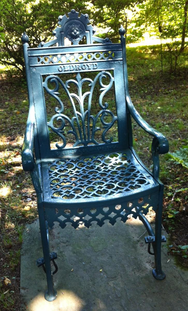 2001.0005.002 chair
