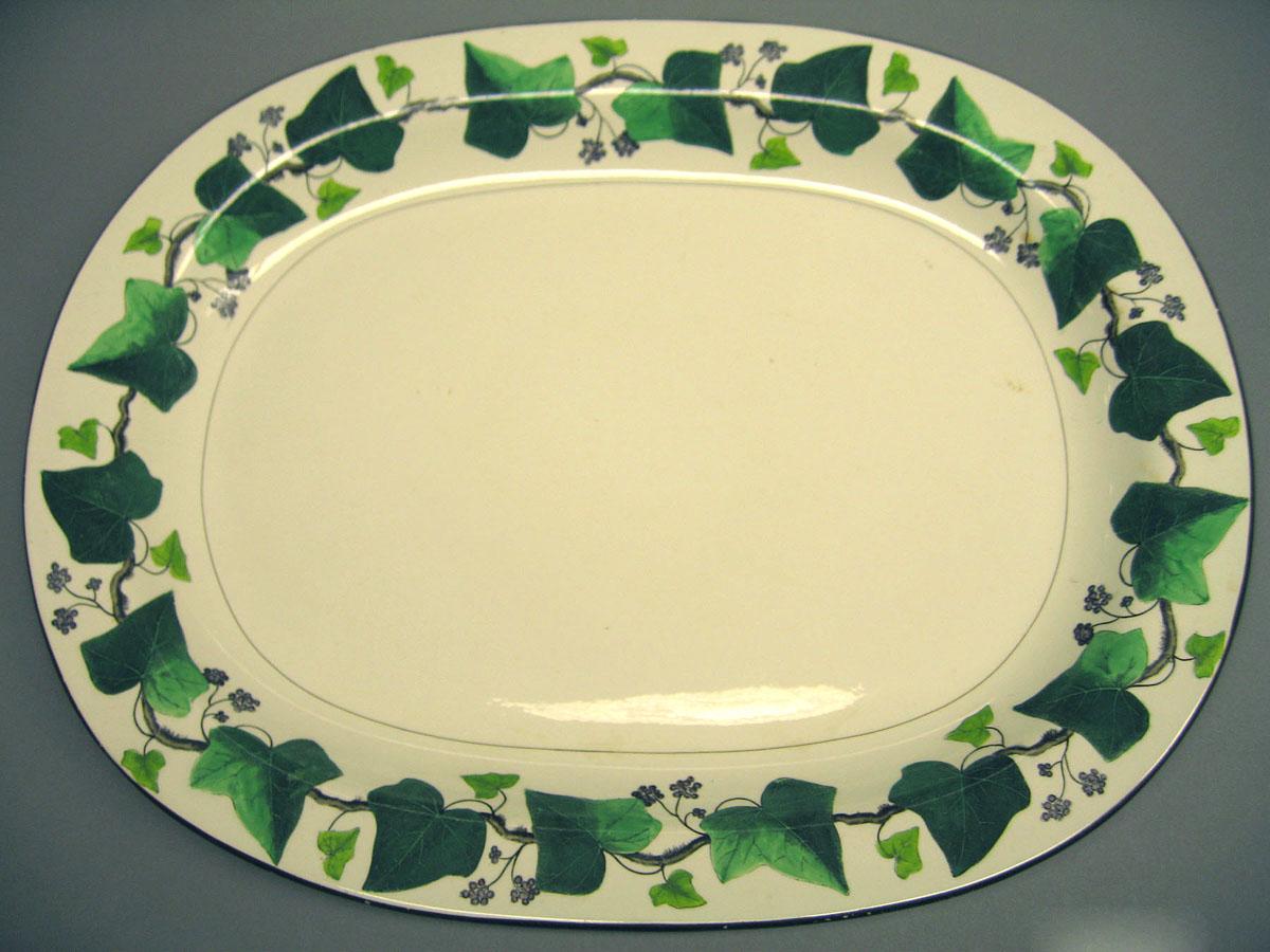 2001.0006.006 Creamware dish