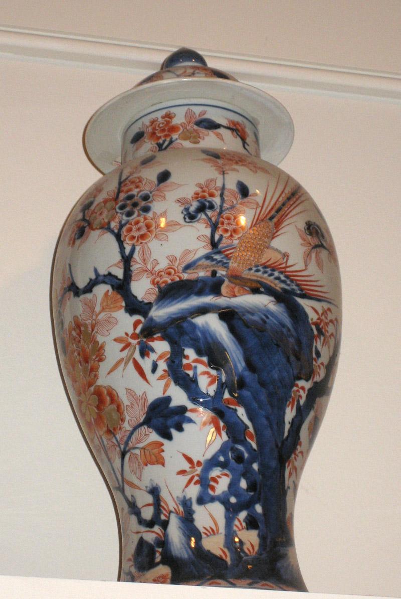 2001.0015.006.001, .003, or.005 vase3 Flower container