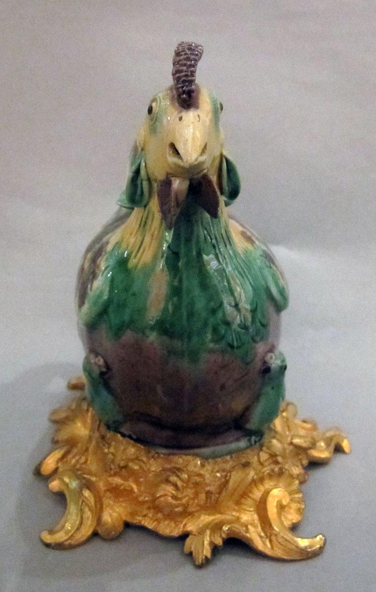 2001.0015.008.001 A,B Porcelain ewer front