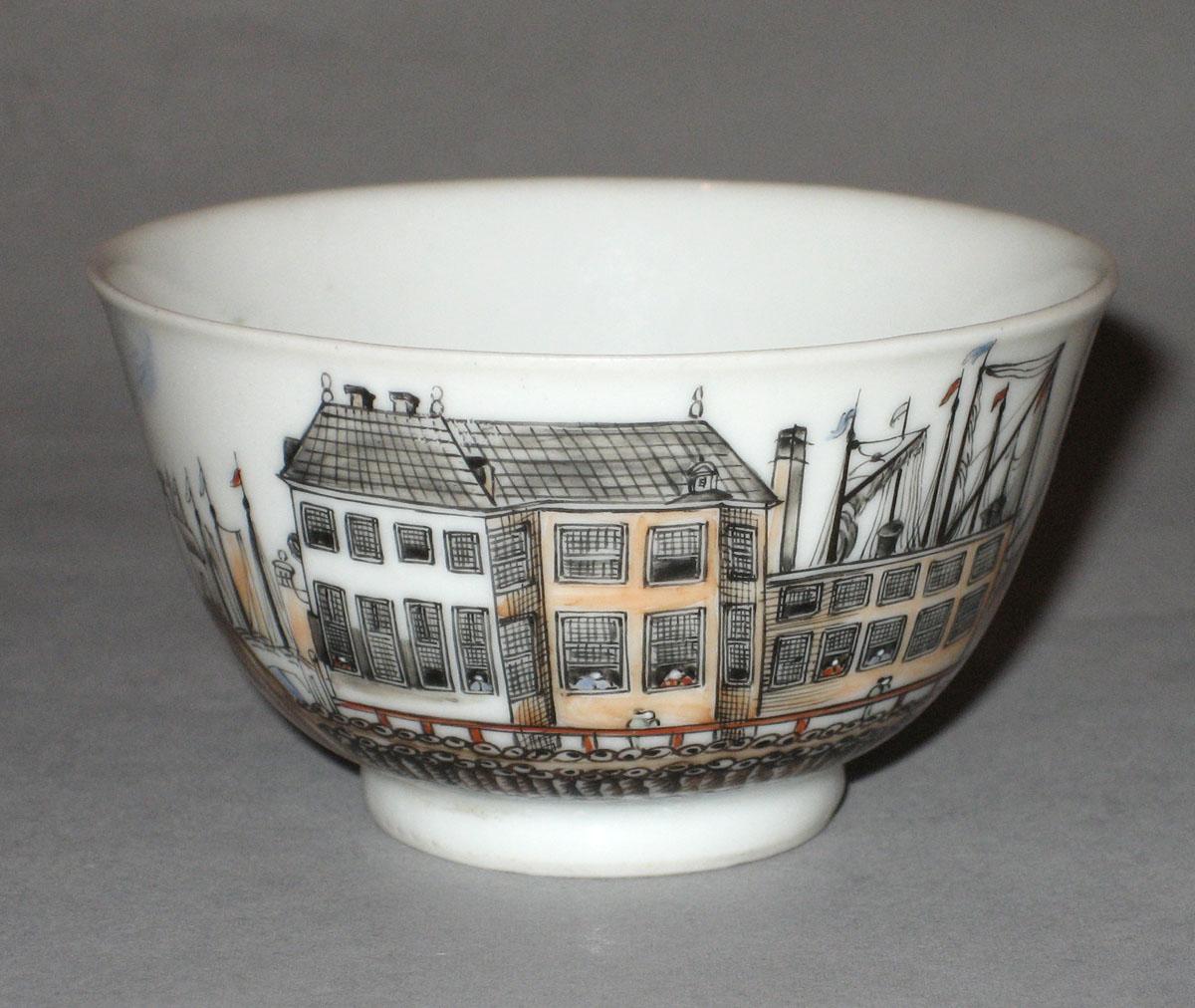 2001.0020.006 A Porcelain teabowl