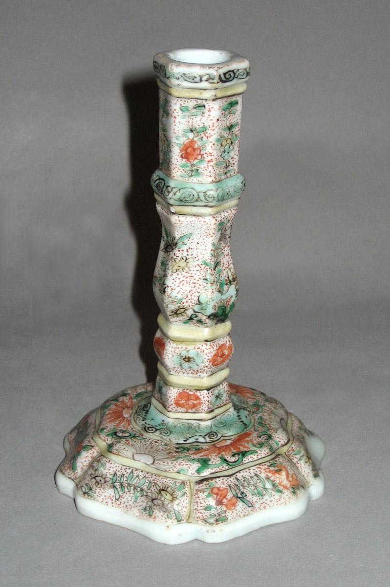 2001.0020.014.001 Candlestick