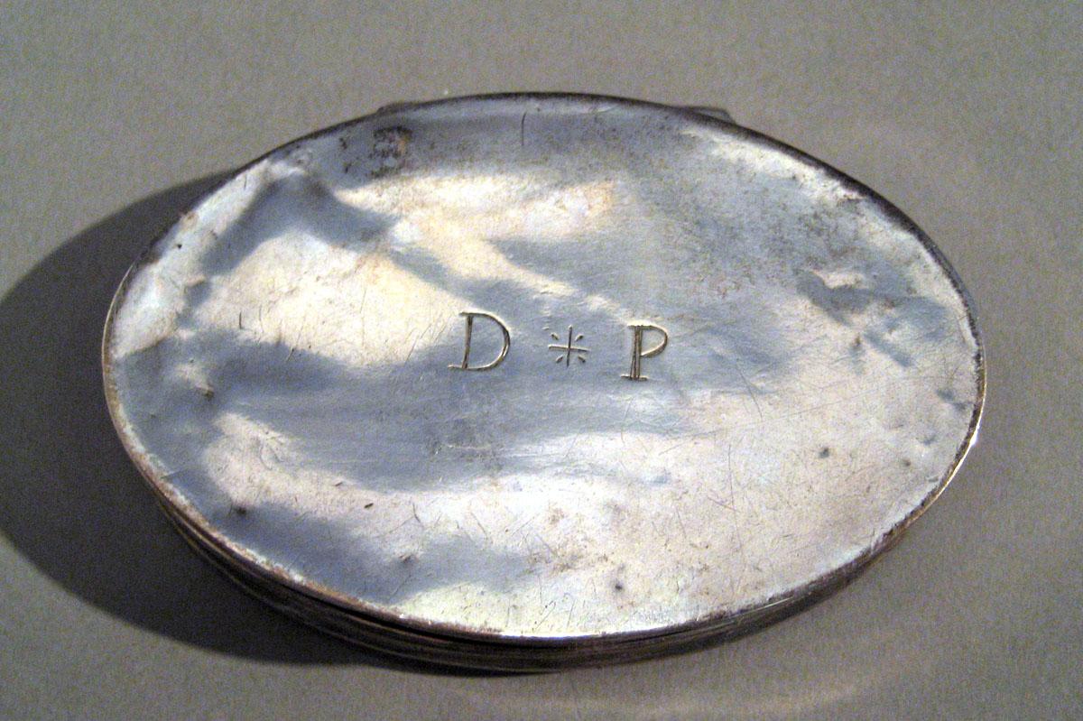2001.0023 Silver Snuff Box underside