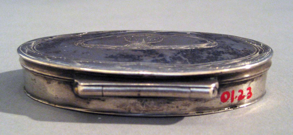 2001.0023 Silver Snuff Box back
