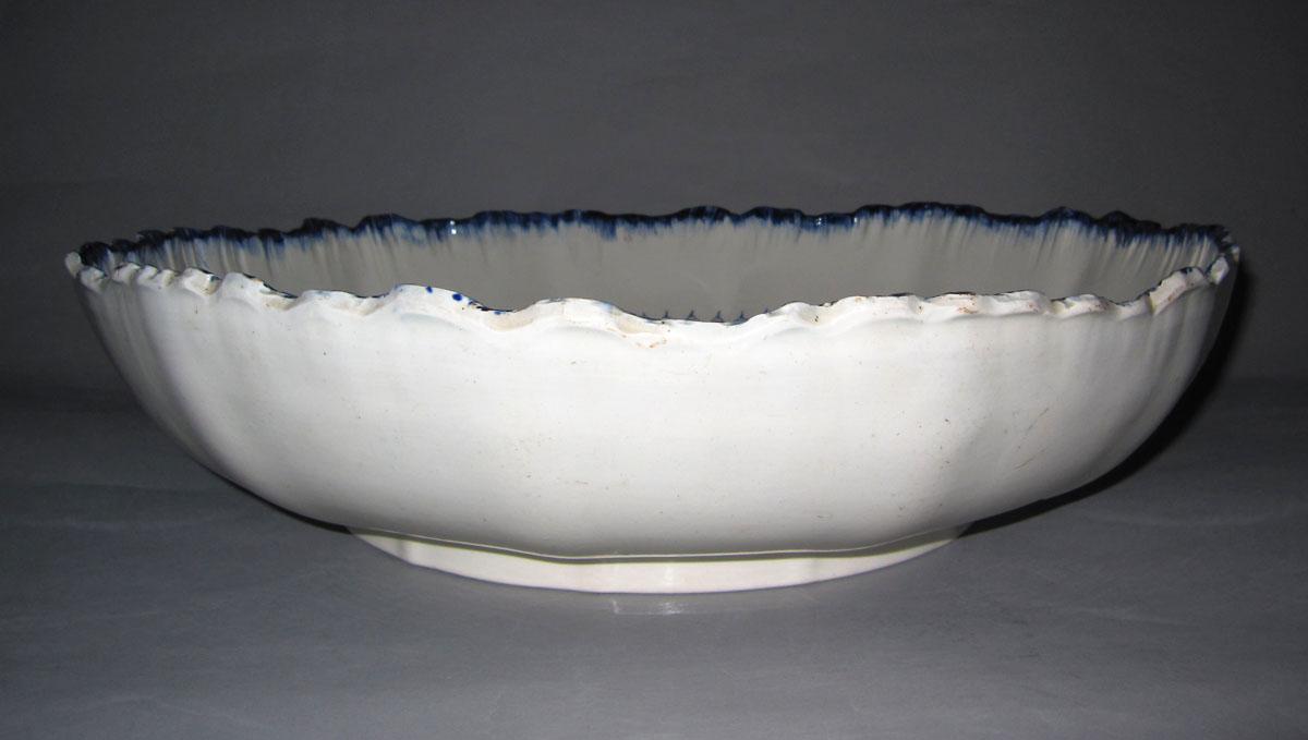 2001.0028.001 Pearlware bowl profile