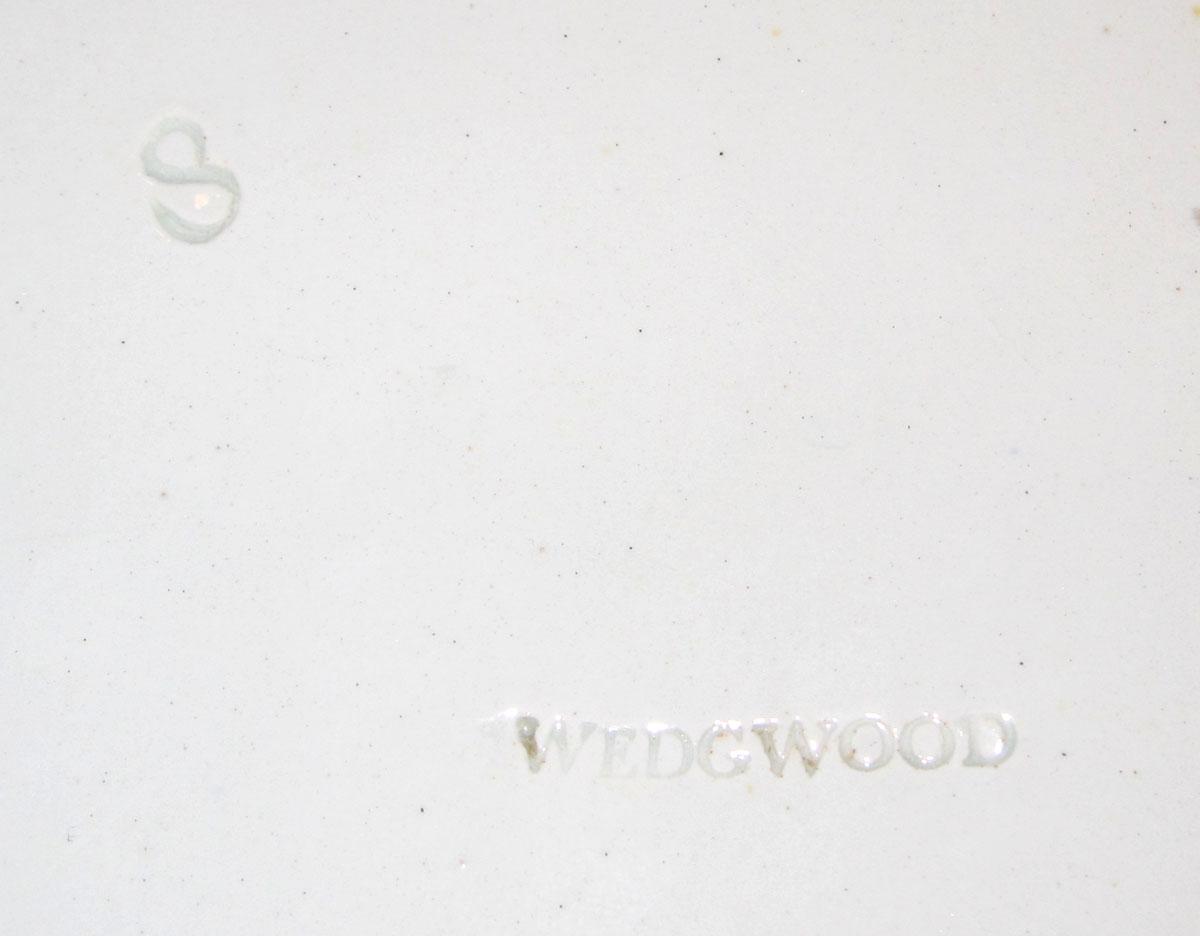 2001.0028.001 Pearlware bowl mark