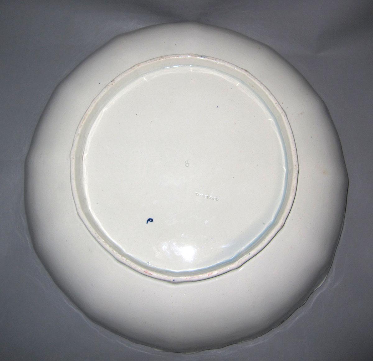 2001.0028.001 Pearlware bowl underside