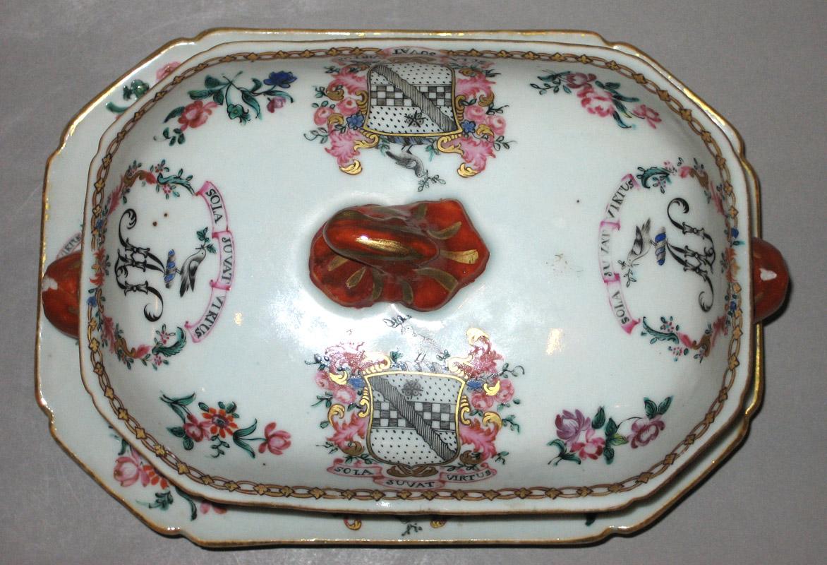 2001.0029.001 Tureen upper