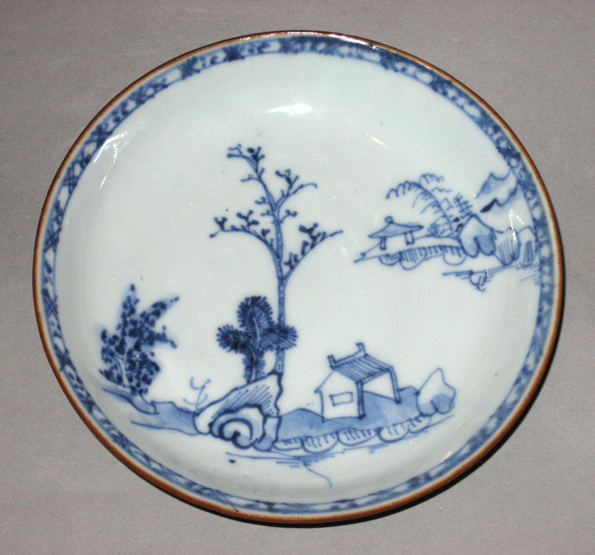 2001.0029.017 B Porcelain saucer