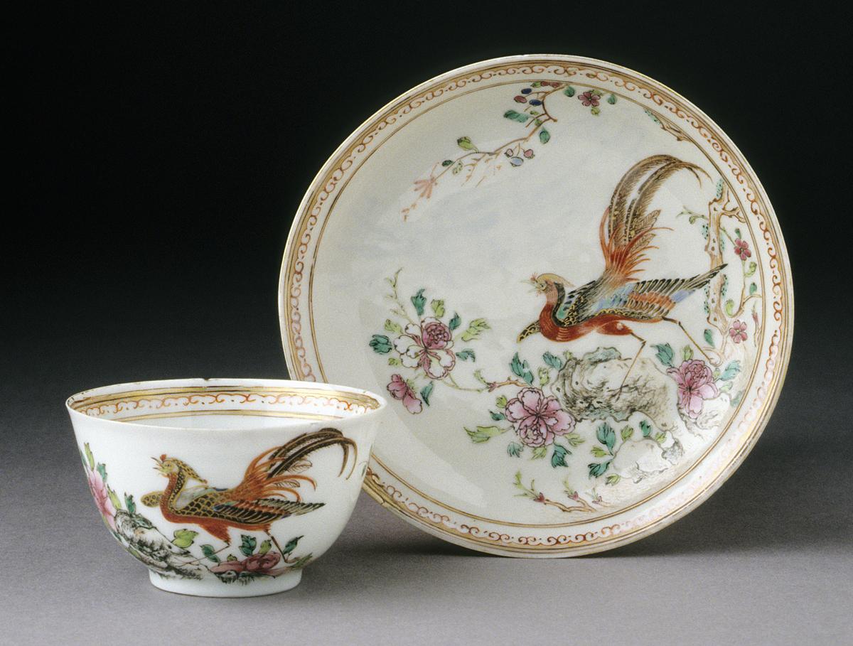 2001.0029.020 A, B Teabowl and Saucer
