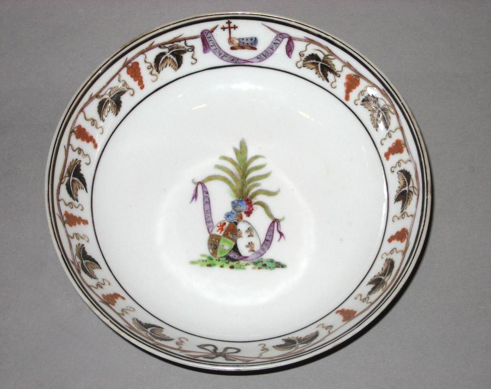 2001.0029.022 Saucer